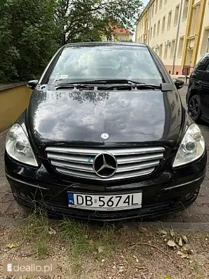 [eLicytacje]  - Mercedes-Benz B-180 - POZNANIAK.NET